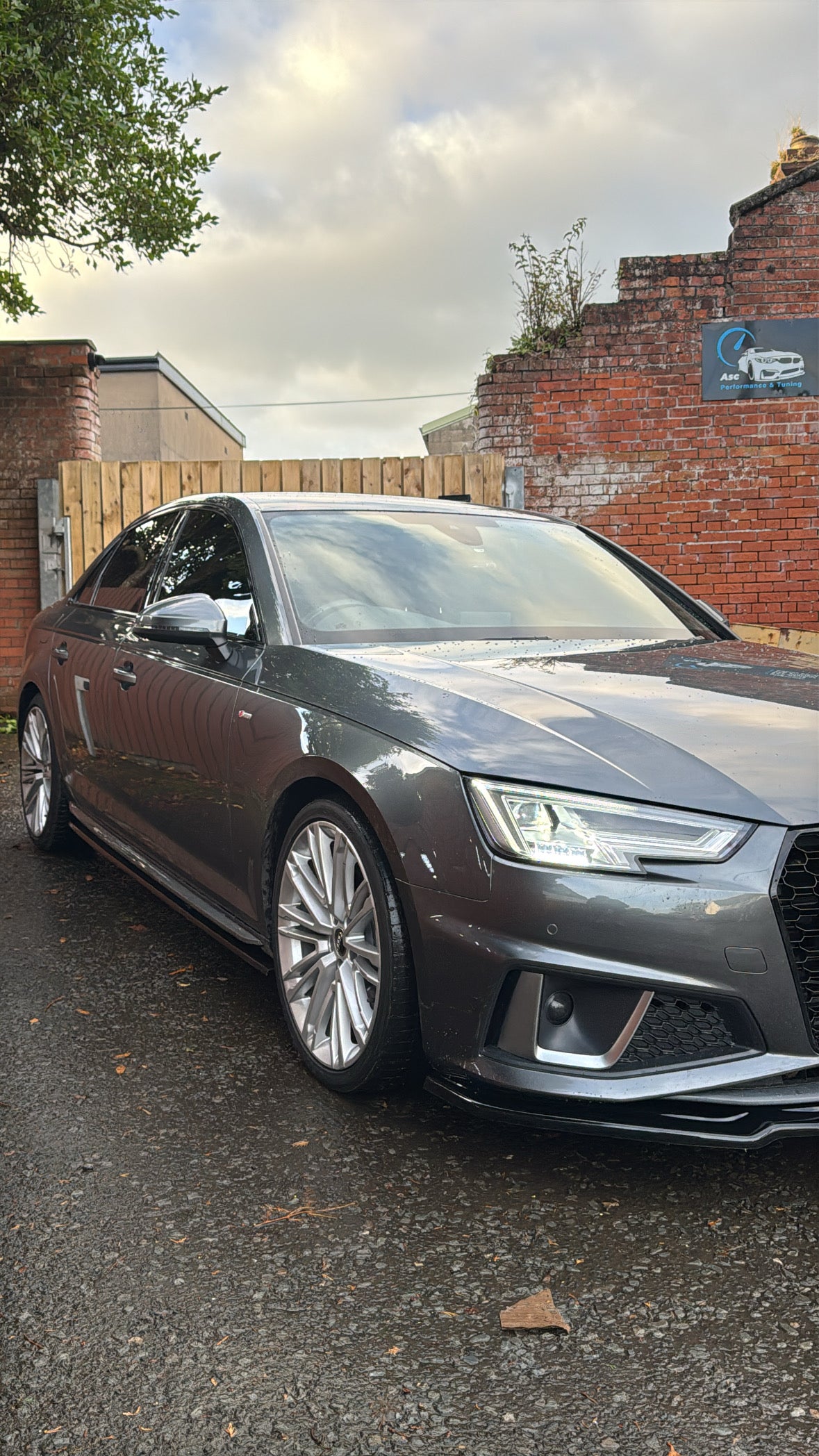 Audi A4 B9 Side extensions 2015+